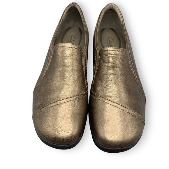 Clarks in Motion Womens Shoes Size 10 M Pewter Leather 67784 Slip On Walking - Picture 2 of 10